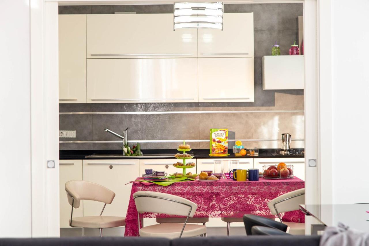 Ferdinando Arthouse Oversized Modern Apartment - By Gocce Team Neapel Exteriör bild